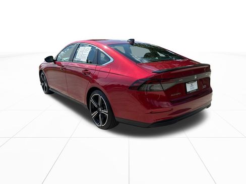 Used 2024 Honda Accord Sport image 6
