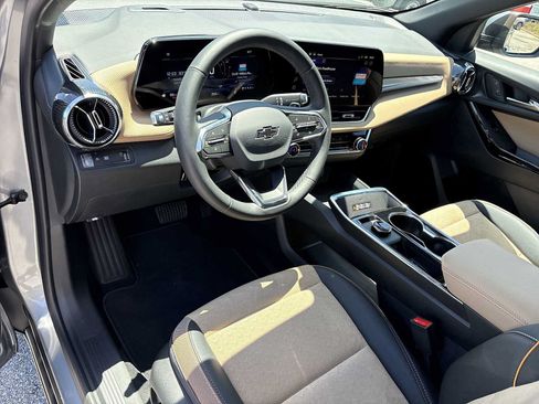 New 2026 Chevrolet Equinox ACTIV w/ Safety and Technology Package FWD image 10