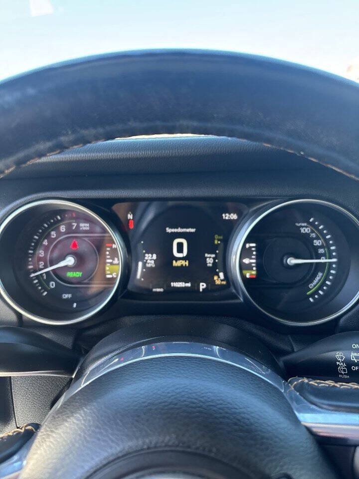 Used 2021 Jeep Wrangler Unlimited Sahara AWD/4WD image 14