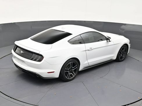Used 2022 Ford Mustang Premium RWD image 16
