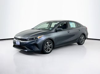 Used 2022 Kia Forte LXS video 1