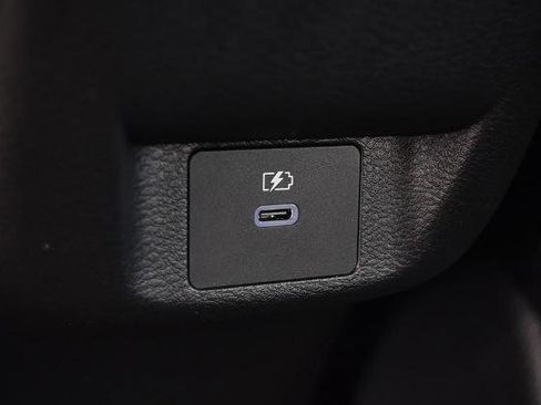 New 2025 Nissan Versa SV image 21