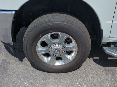 Used 2024 RAM 2500 Big Horn image 9