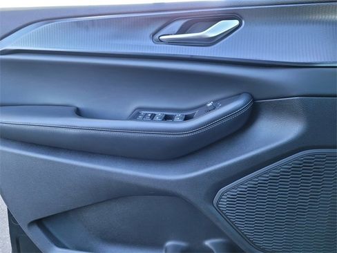 Certified 2024 Jeep Grand Cherokee L Laredo image 14