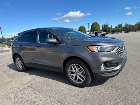 Used 2024 Ford Edge SEL w/ Convenience Package AWD/4WD image 5