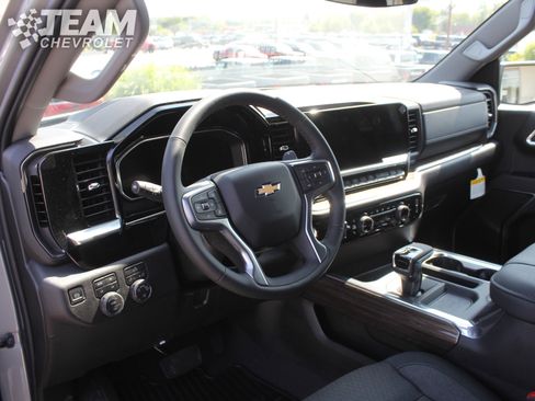 New 2026 Chevrolet Silverado 1500 LT w/ Z71 Off-Road Package image 12