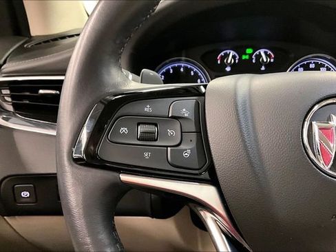 Used 2023 Buick Enclave Essence image 23