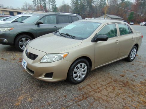 Used 2009 Toyota Corolla image 2