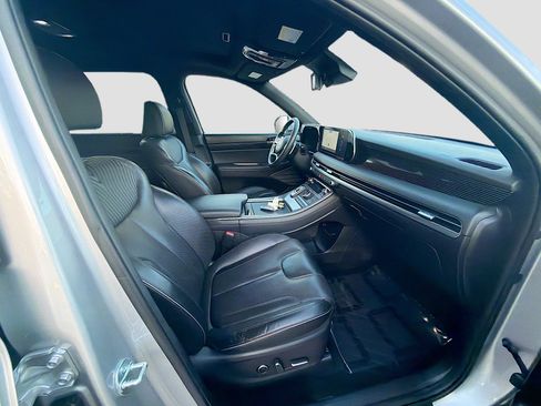 Used 2024 Hyundai Palisade Calligraphy image 30