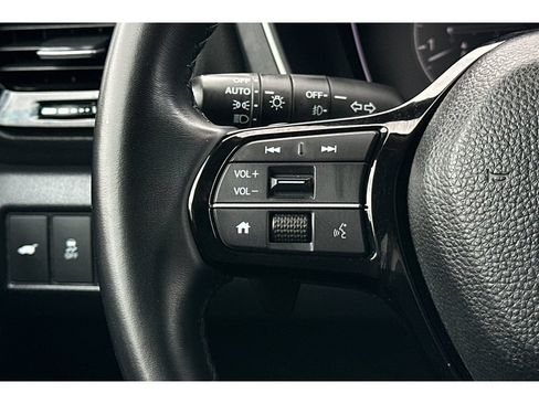 Certified 2025 Honda Pilot EX-L image 38