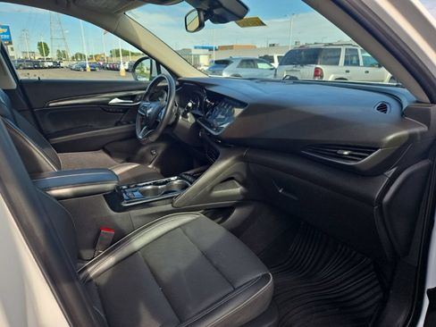 Used 2021 Buick Envision Essence AWD/4WD image 14
