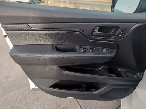 Used 2025 Honda Odyssey Sport-L image 10