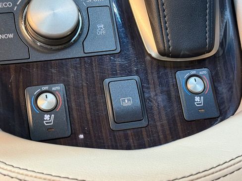 Used 2014 Lexus LS 460 AWD image 35