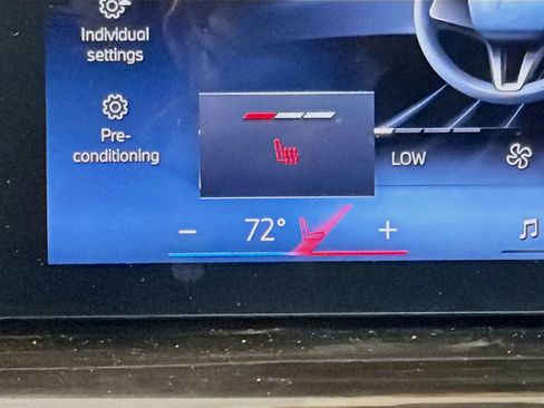 Used 2026 BMW X5 xDrive40i image 24