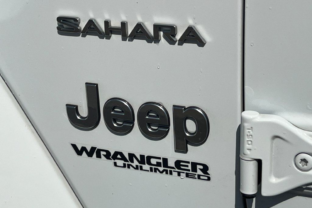 Used 2018 Jeep Wrangler Unlimited Sahara AWD/4WD image 29