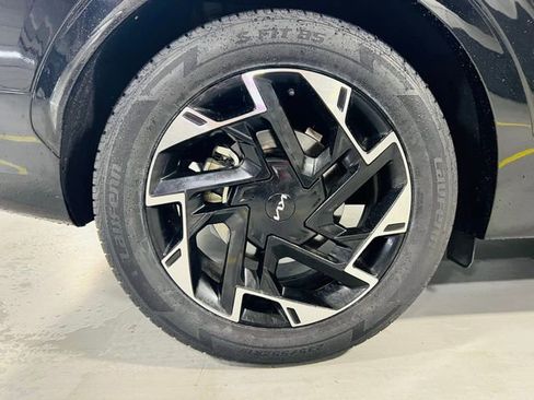 Used 2023 Kia Sportage SX image 13