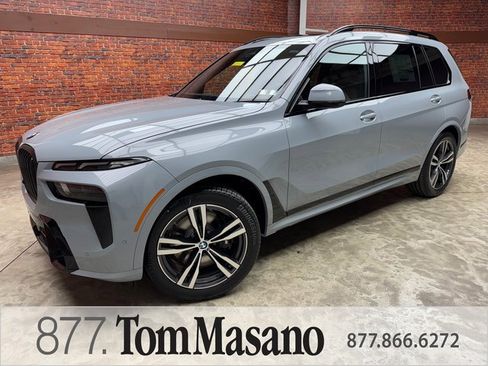 New 2026 BMW X7 xDrive40i image 1