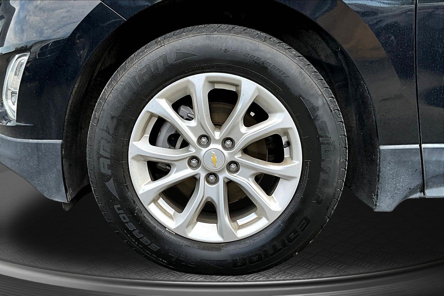 Used 2020 Chevrolet Equinox LT FWD image 31