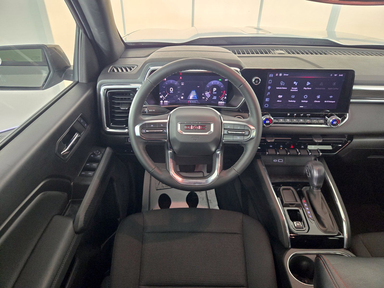 Used 2024 GMC Canyon Elevation w/ Convenience Package RWD image 9