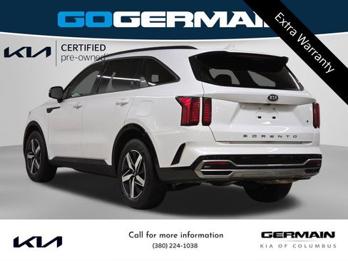 Certified 2021 Kia Sorento S w/ Panoramic Sunroof Package image 10