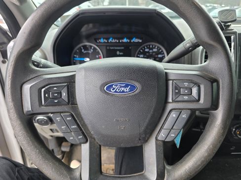 Used 2017 Ford F350 XLT w/ XLT Value Package image 12