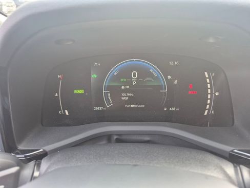 Used 2025 Toyota Camry Hybrid image 18