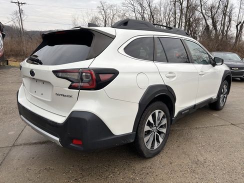 Used 2023 Subaru Outback Limited image 7