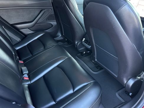 Used 2019 Tesla Model 3 Standard Range Plus RWD image 18