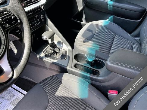 Used 2020 Kia Niro LX FWD image 12