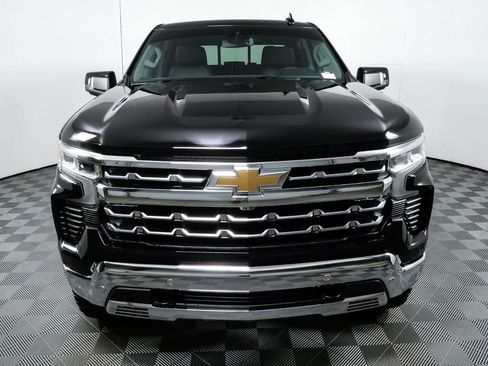 Used 2022 Chevrolet Silverado 1500 LTZ w/ LTZ Convenience Package II AWD/4WD image 27