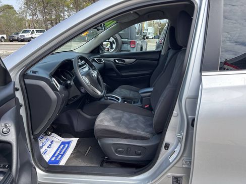 Used 2016 Nissan Rogue SV AWD/4WD image 15
