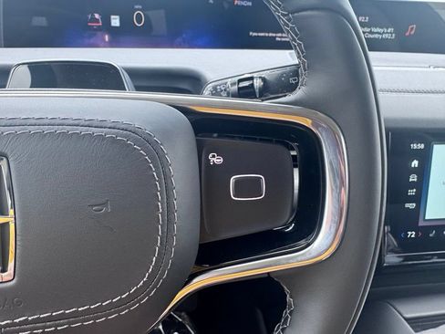 New 2027 Lincoln Navigator Premiere AWD/4WD image 32