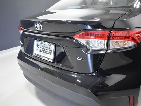 Used 2025 Toyota Corolla LE image 12