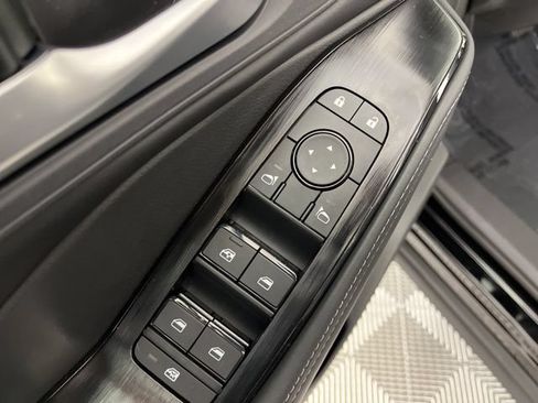 New 2026 Nissan Rogue SV w/ Cold Weather Package FWD image 31
