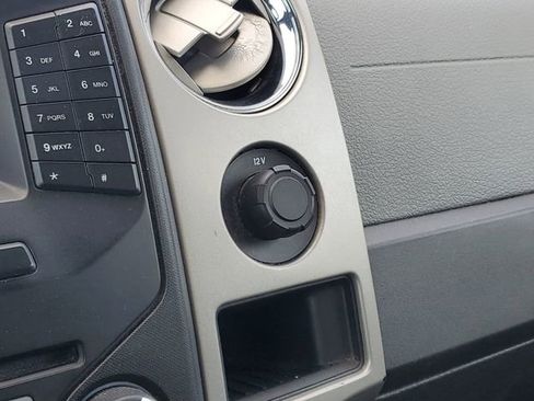 Used 2013 Ford F150 XLT w/ Mid Equipment Group RWD image 31