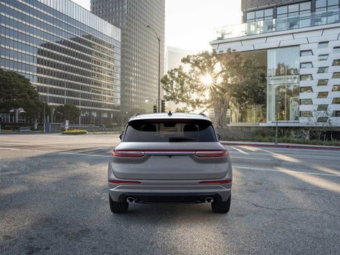 New 2026 Lincoln Corsair Reserve w/ Jet Appearance Package image 5