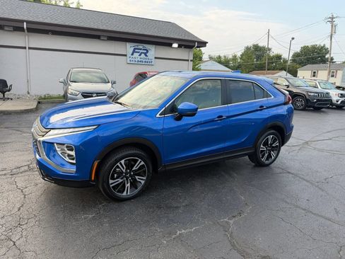 Used 2025 Mitsubishi Eclipse Cross SE AWD/4WD image 3