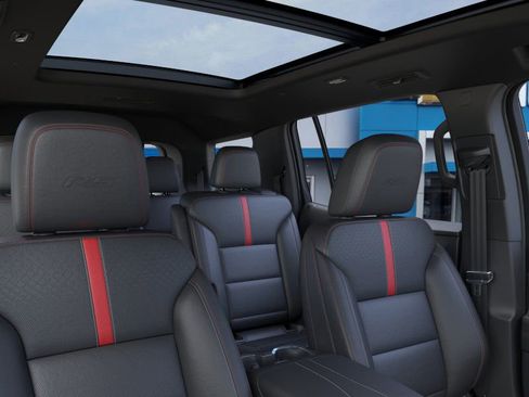 New 2026 Chevrolet Traverse RS w/ LPO, Floor Liner Package image 24