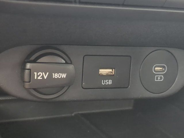 Used 2025 Hyundai Elantra SEL FWD image 21