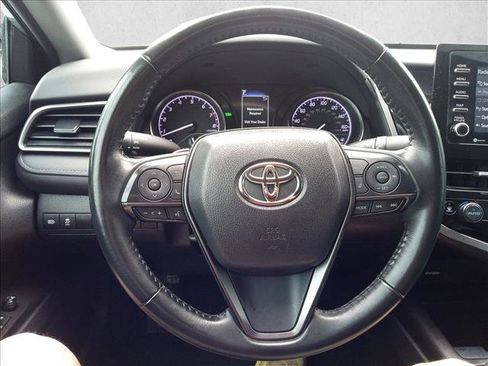 Used 2023 Toyota Camry SE w/ Convenience Package FWD image 15