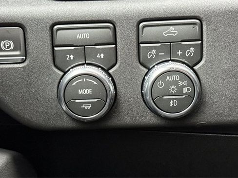 New 2026 GMC Sierra 1500 Elevation image 30