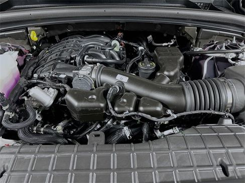 New 2025 Jeep Grand Cherokee L Limited image 19