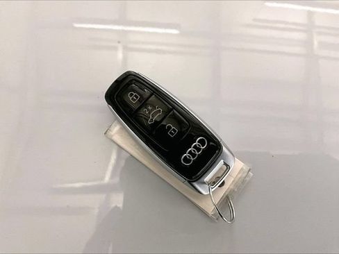 Used 2020 Audi A6 2.0T Premium Plus w/ Premium Plus Package AWD/4WD image 9