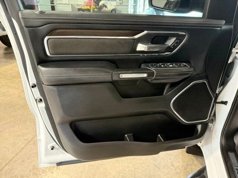 Used 2022 RAM 1500 Laramie AWD/4WD image 44