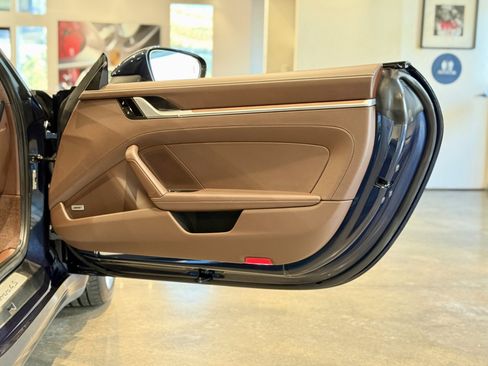 Used 2020 Porsche 911 Carrera 4S image 40