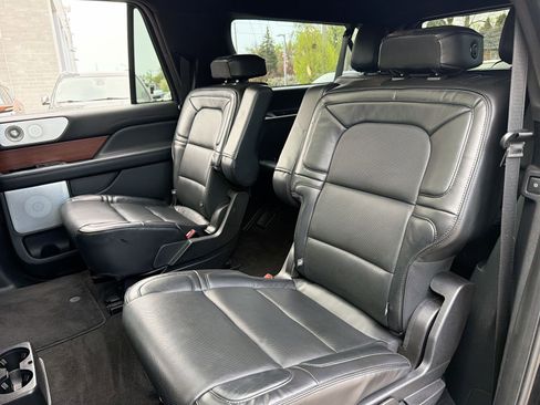 Used 2019 Lincoln Navigator L Reserve AWD/4WD image 25