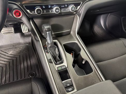 Used 2019 Honda Accord Sport image 18