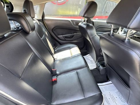 Used 2013 Ford Fiesta Titanium w/ Black Sport Appearance Pkg FWD image 21