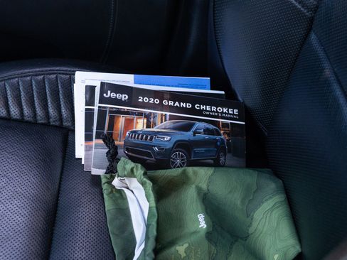 Used 2020 Jeep Grand Cherokee Trackhawk image 62