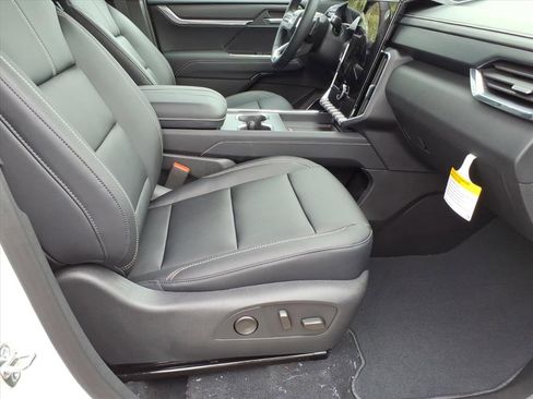 New 2026 GMC Acadia Elevation w/ Elevation Premium Package image 9